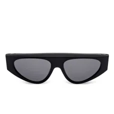 Солнцезащитные очки в овальной оправе Солнцезащитные очки в овальной оправе