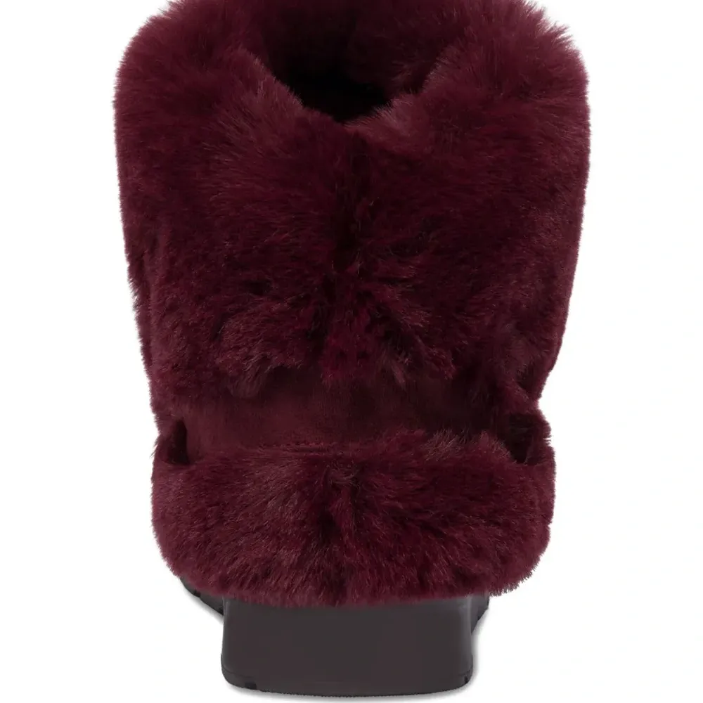 Ботинки с меховой отделкой Ботинки с меховой отделкой