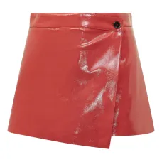лакированная юбка-шорты асимметричного кроя