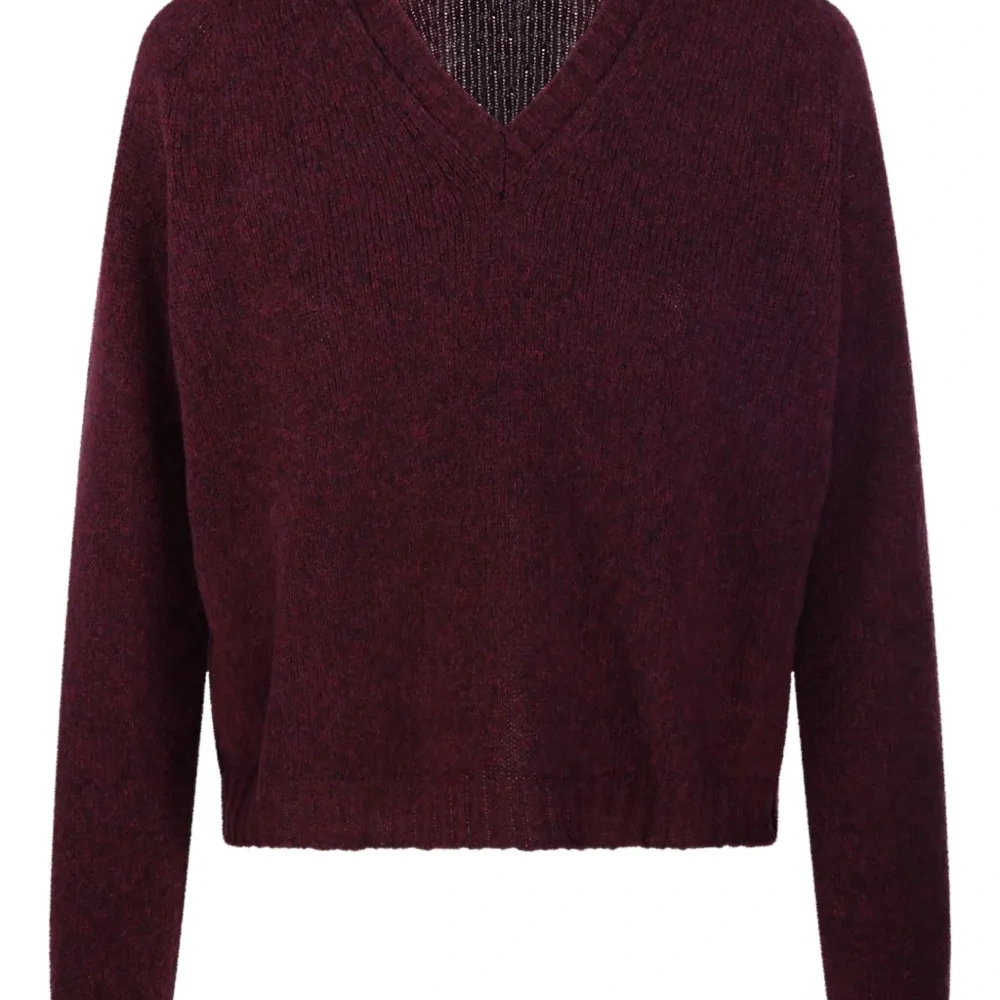 свитер с V-образным вырезом свитер с V-образным вырезом