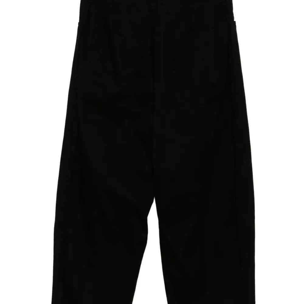 Брюки с карманами