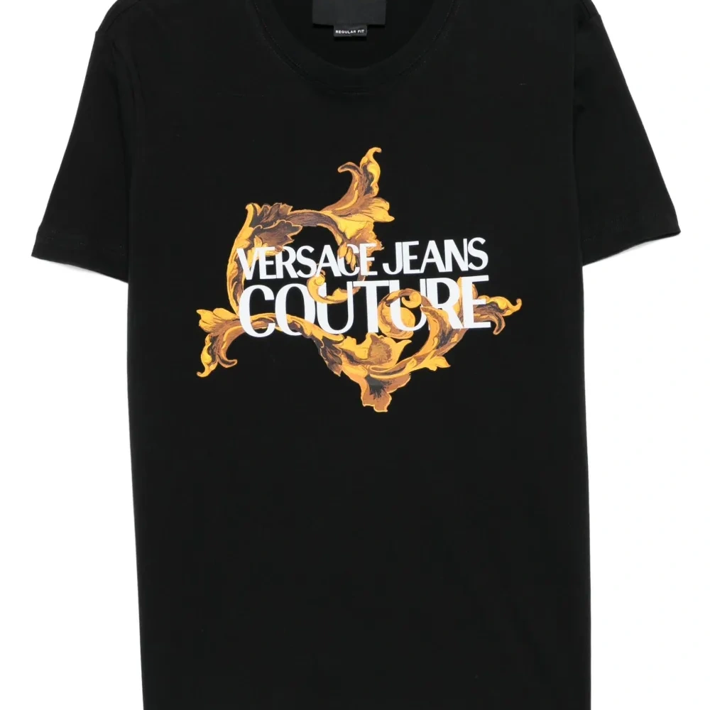 футболка с логотипом