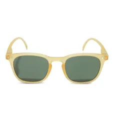 солнцезащитные очки в квадратной оправе