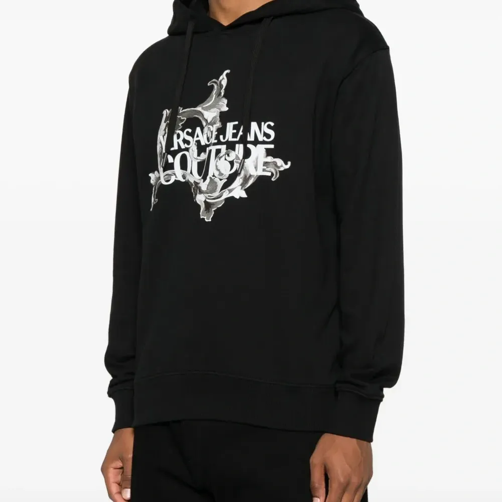 худи с логотипом худи с логотипом