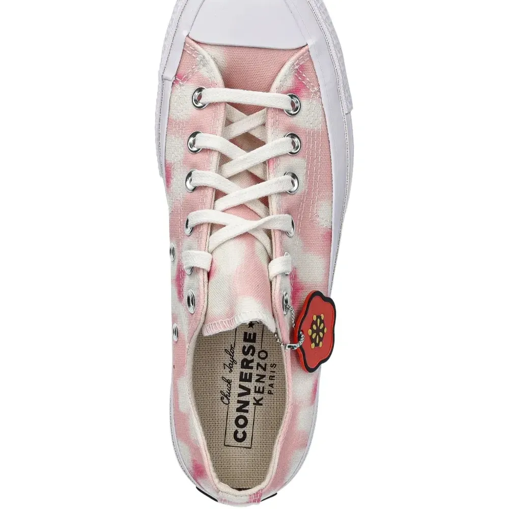 Кеды с принтом тай-дай из коллаборации с Converse