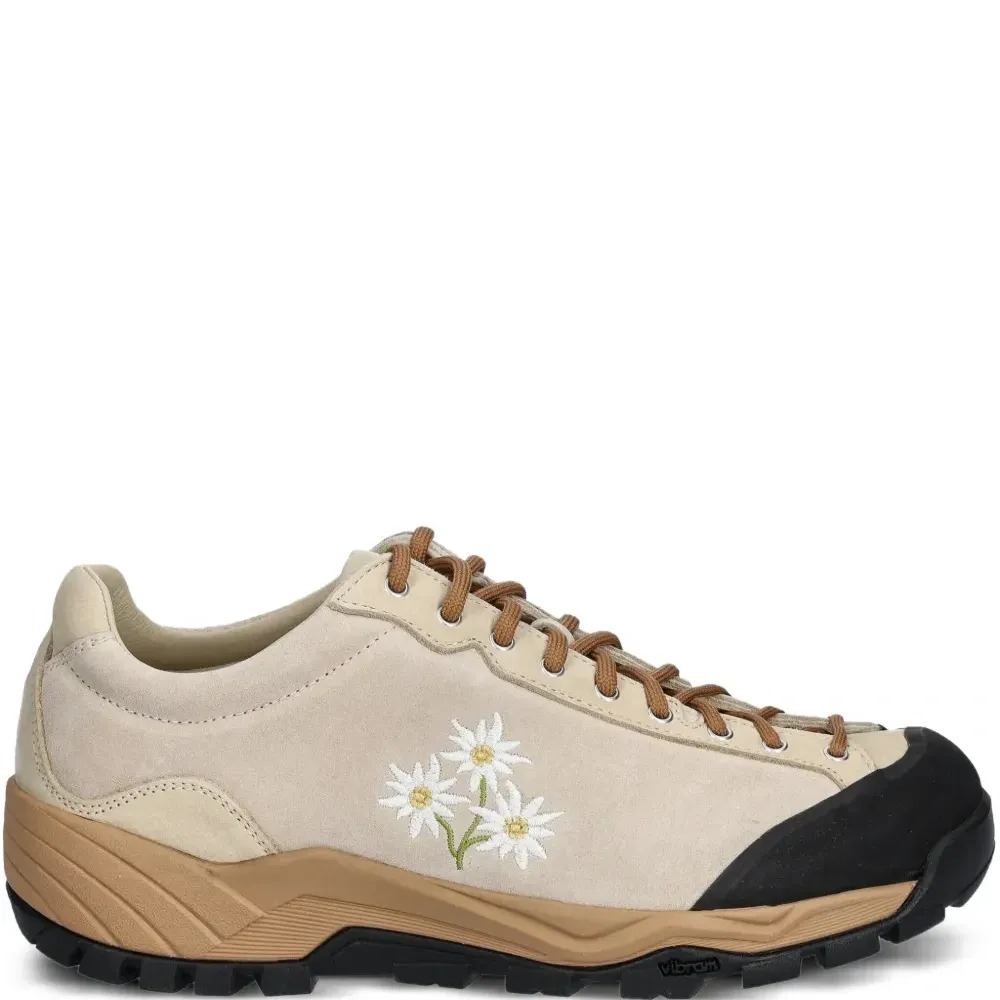 Кроссовки Movida Stella Alpina с цветочной вышивкой Кроссовки Movida Stella Alpina с цветочной вышивкой