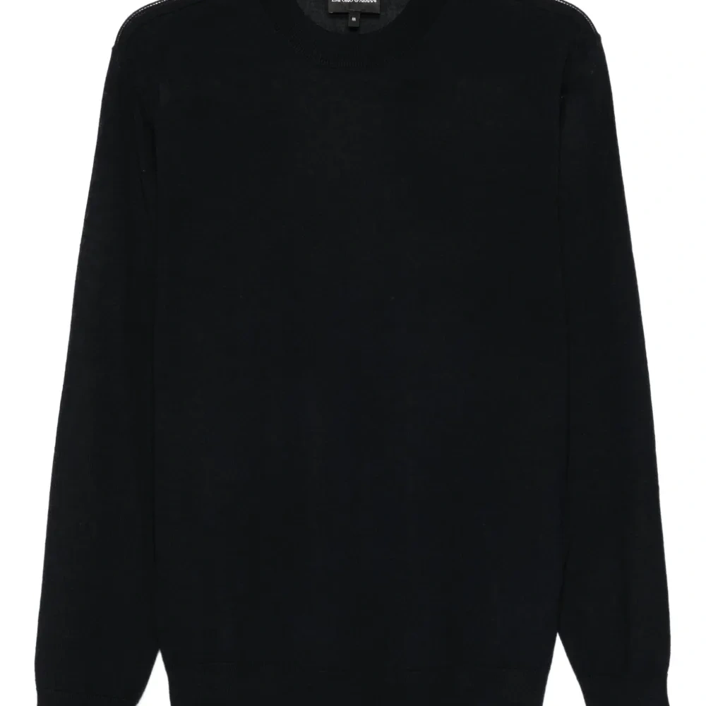 Шерстяной свитер с круглым вырезом