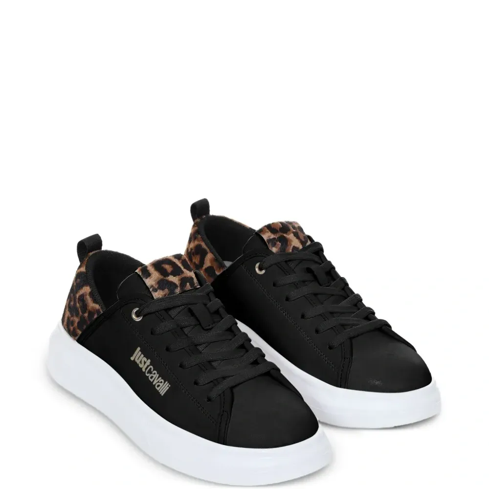 Кроссовки с леопардовым принтом