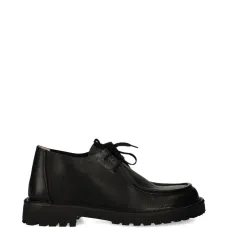 Лоферы на массивной подошве с шнуровкой