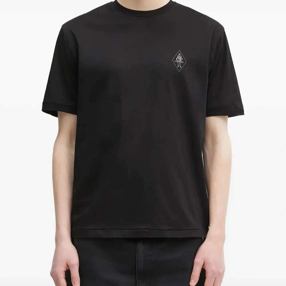 футболка с логотипом