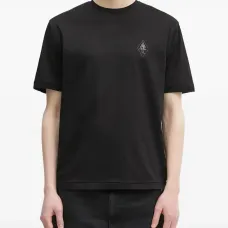 футболка с логотипом