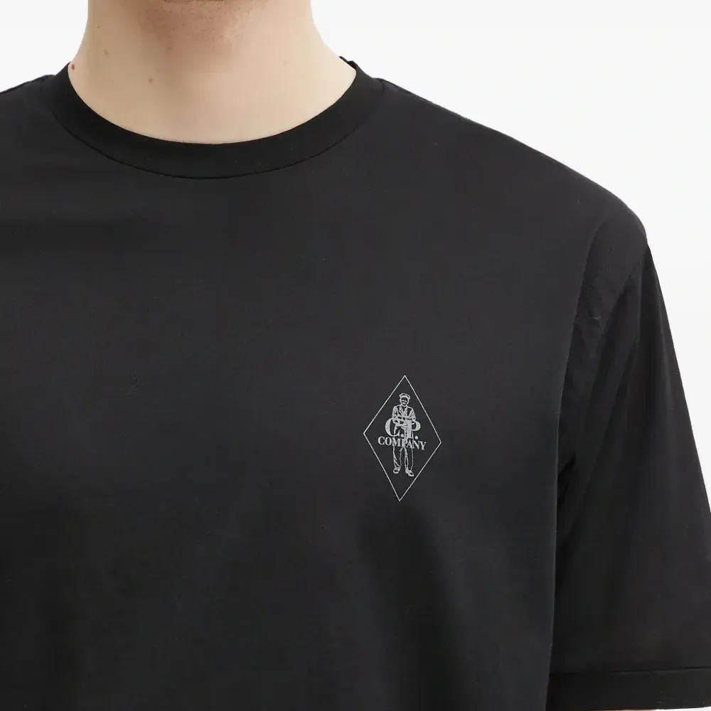 футболка с логотипом