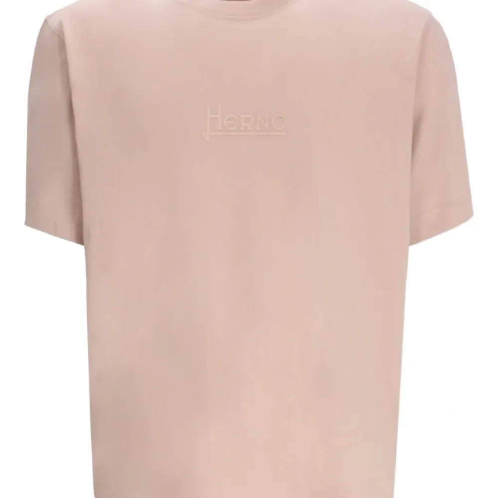 футболка с вышивкой