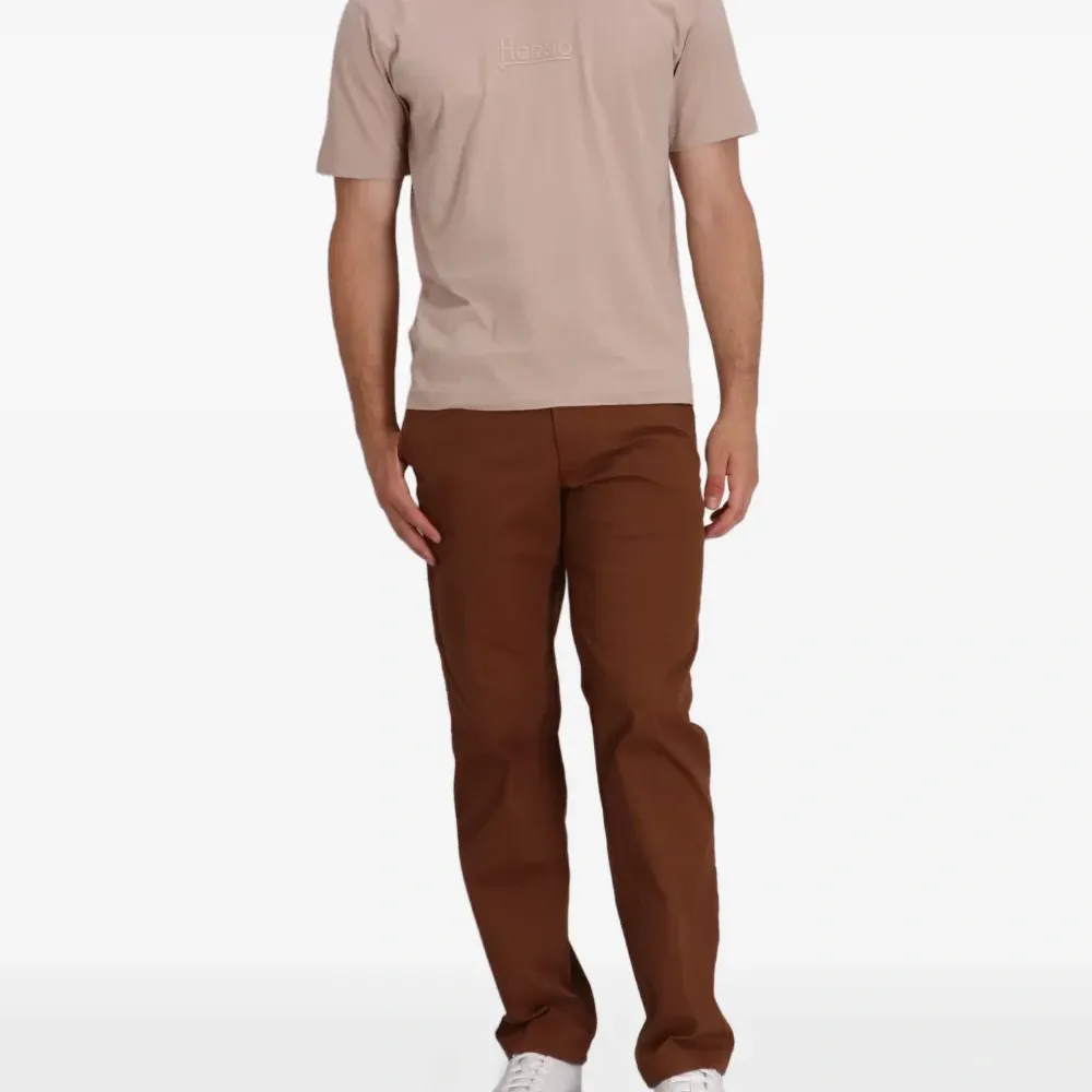 футболка с вышивкой