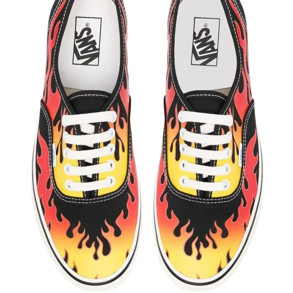 Кеды Authentic 44 DX с принтом