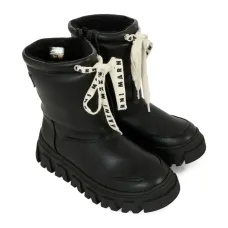 ботинки на шнуровке