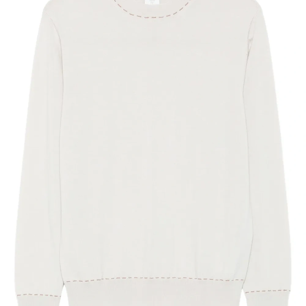 свитер с круглым вырезом