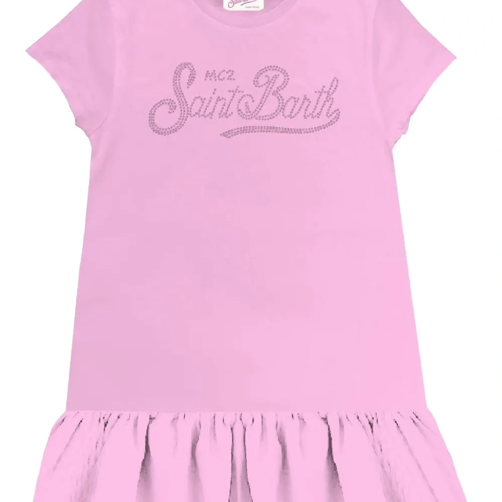 Платье с оборками и стразами