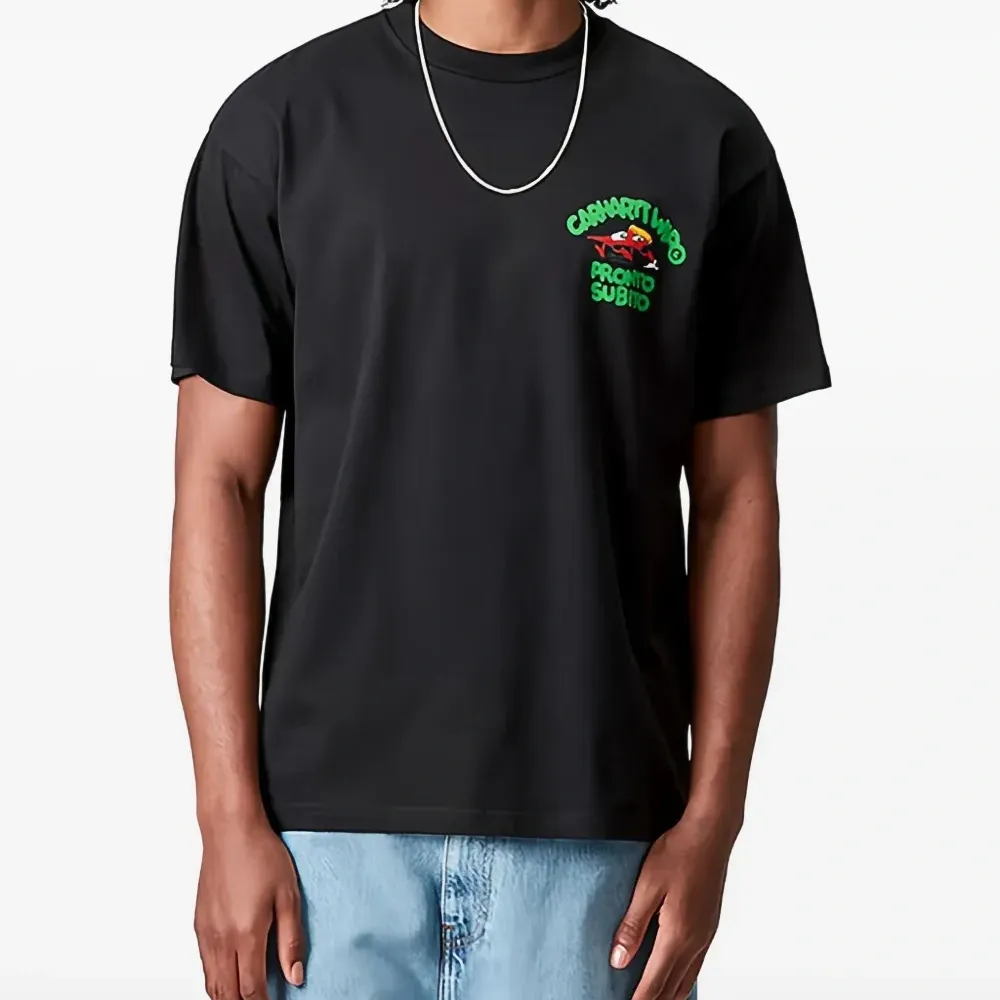 Футболка с графичным принтом Футболка с графичным принтом