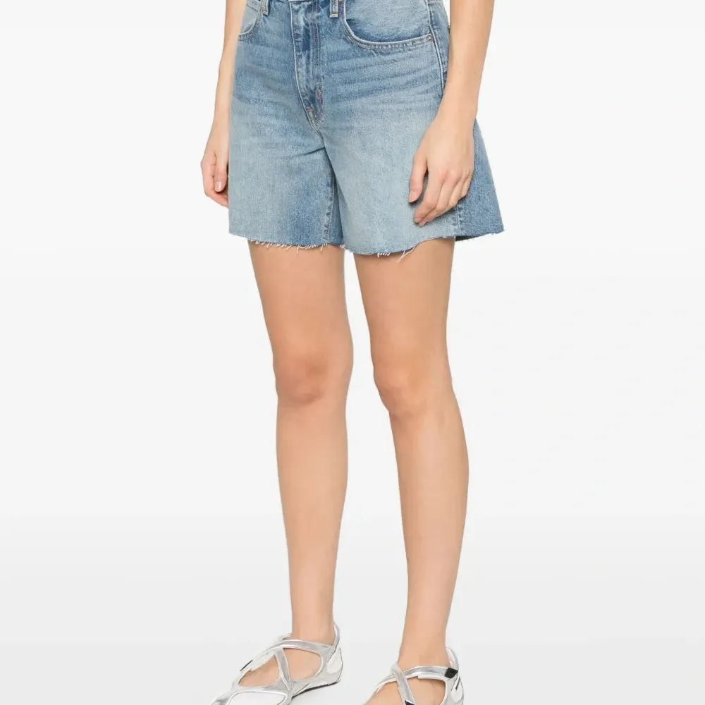 Джинсовые шорты Sienna с бахромой