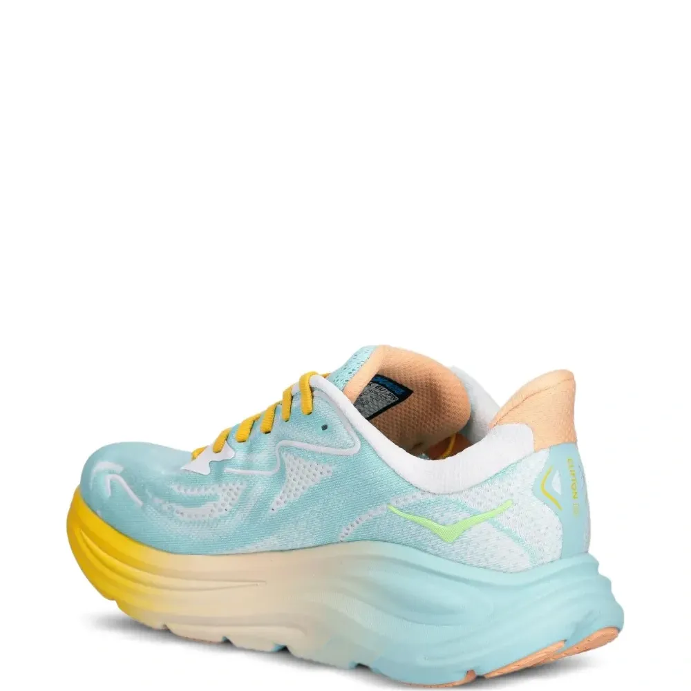 кроссовки с эффектом градиента