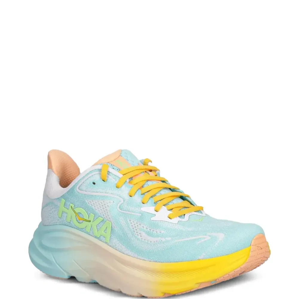 кроссовки с эффектом градиента