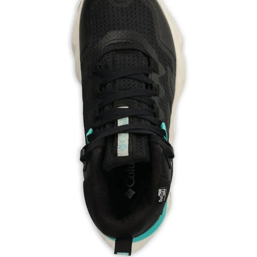 Фактурные кроссовки на шнуровке