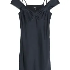 Платье мини с открытыми плечами и драпировкой