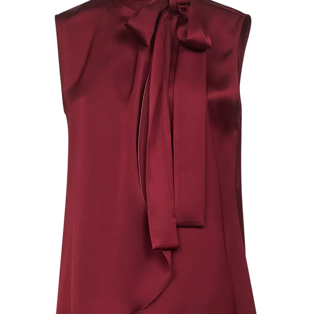 топ с воротником-лавальер