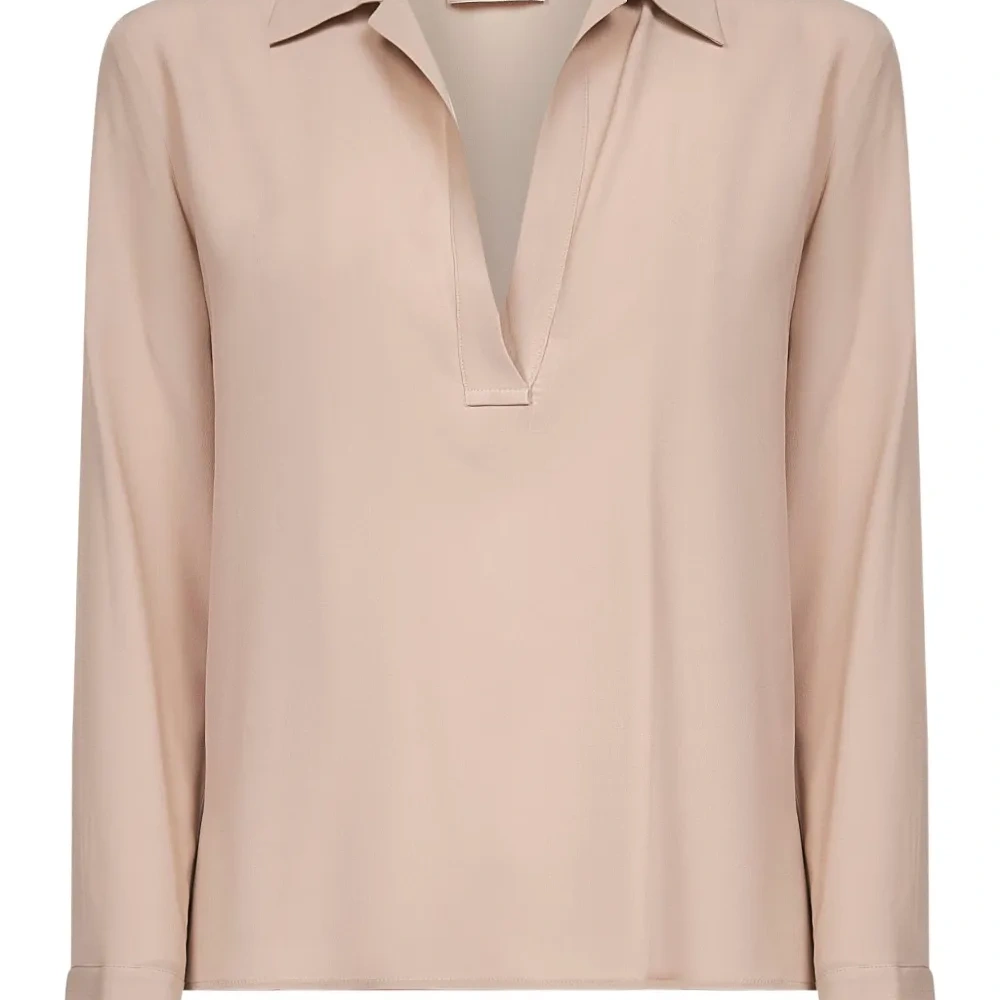 топ с V-образным вырезом и манжетами на пуговицах