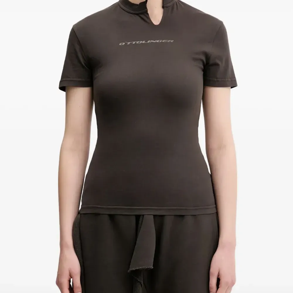 футболка с графичным принтом