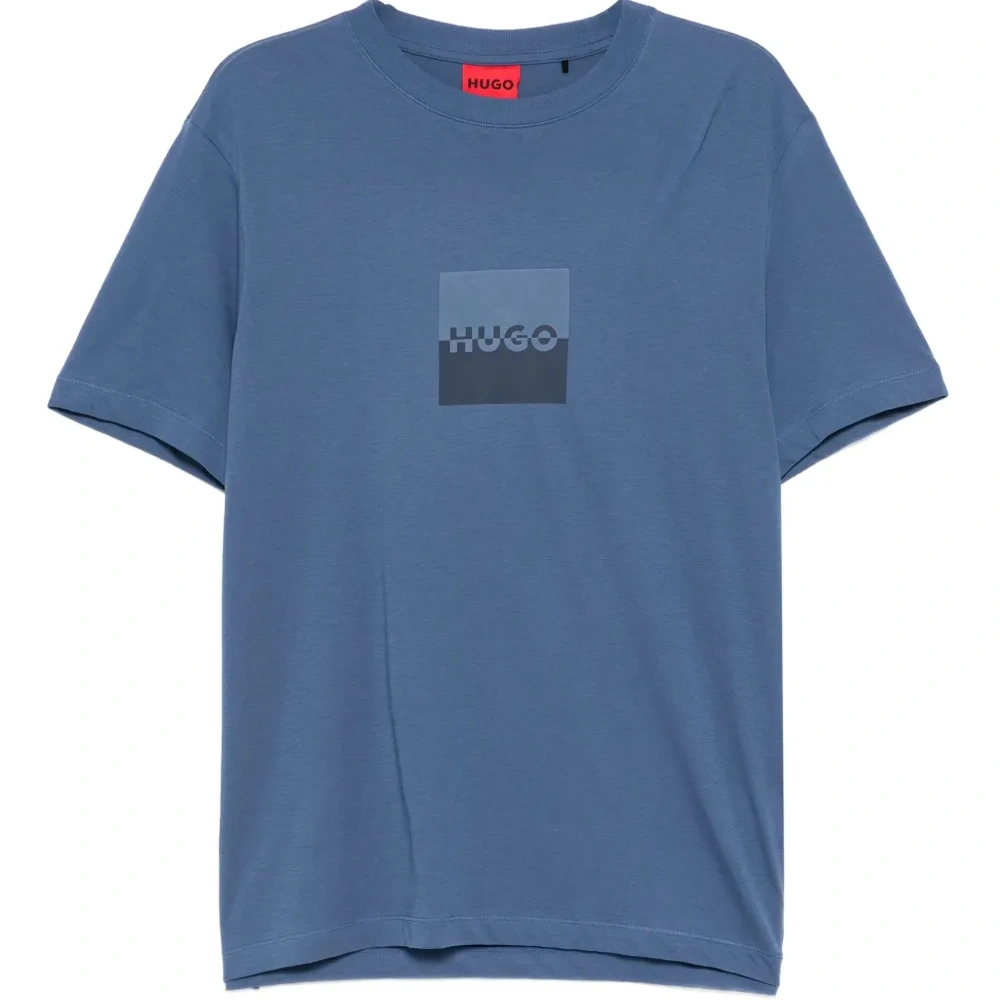 Футболка с логотипом