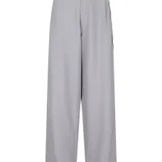 Брюки со складками и цепочкой