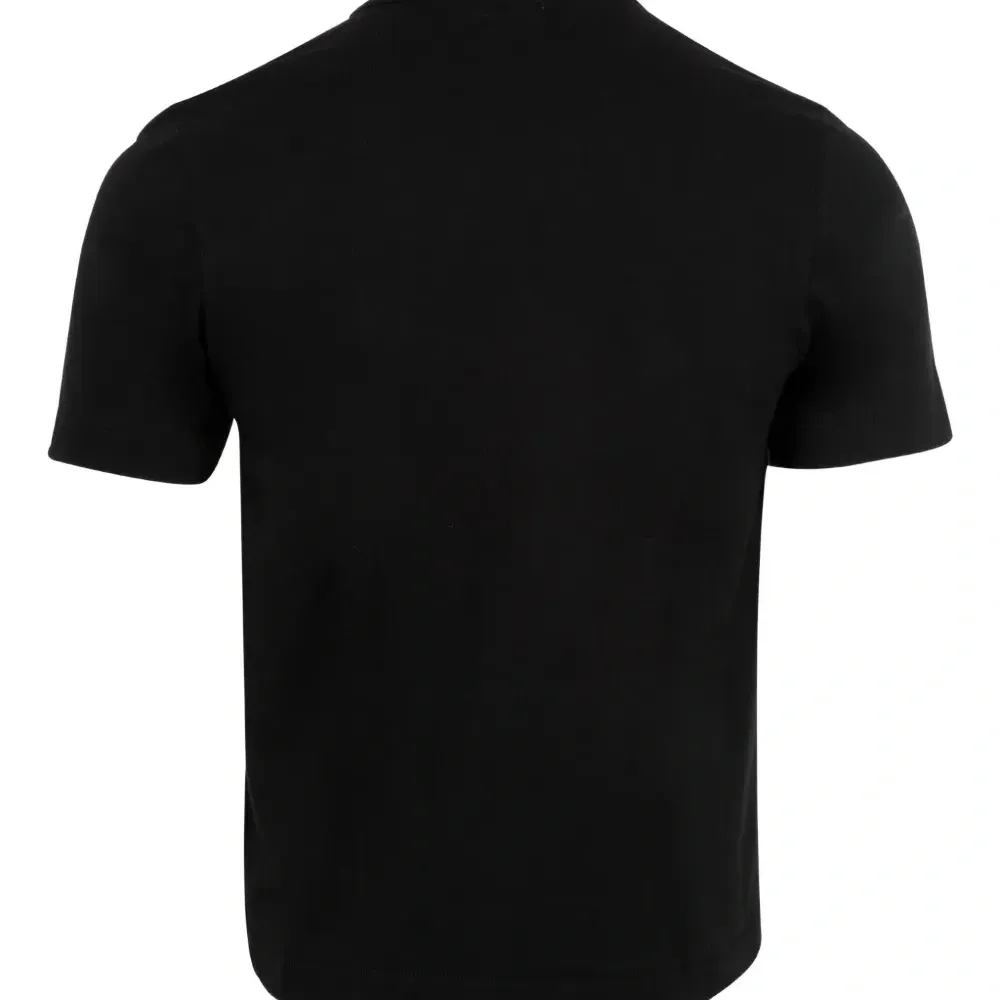 футболка с круглым вырезом футболка с круглым вырезом