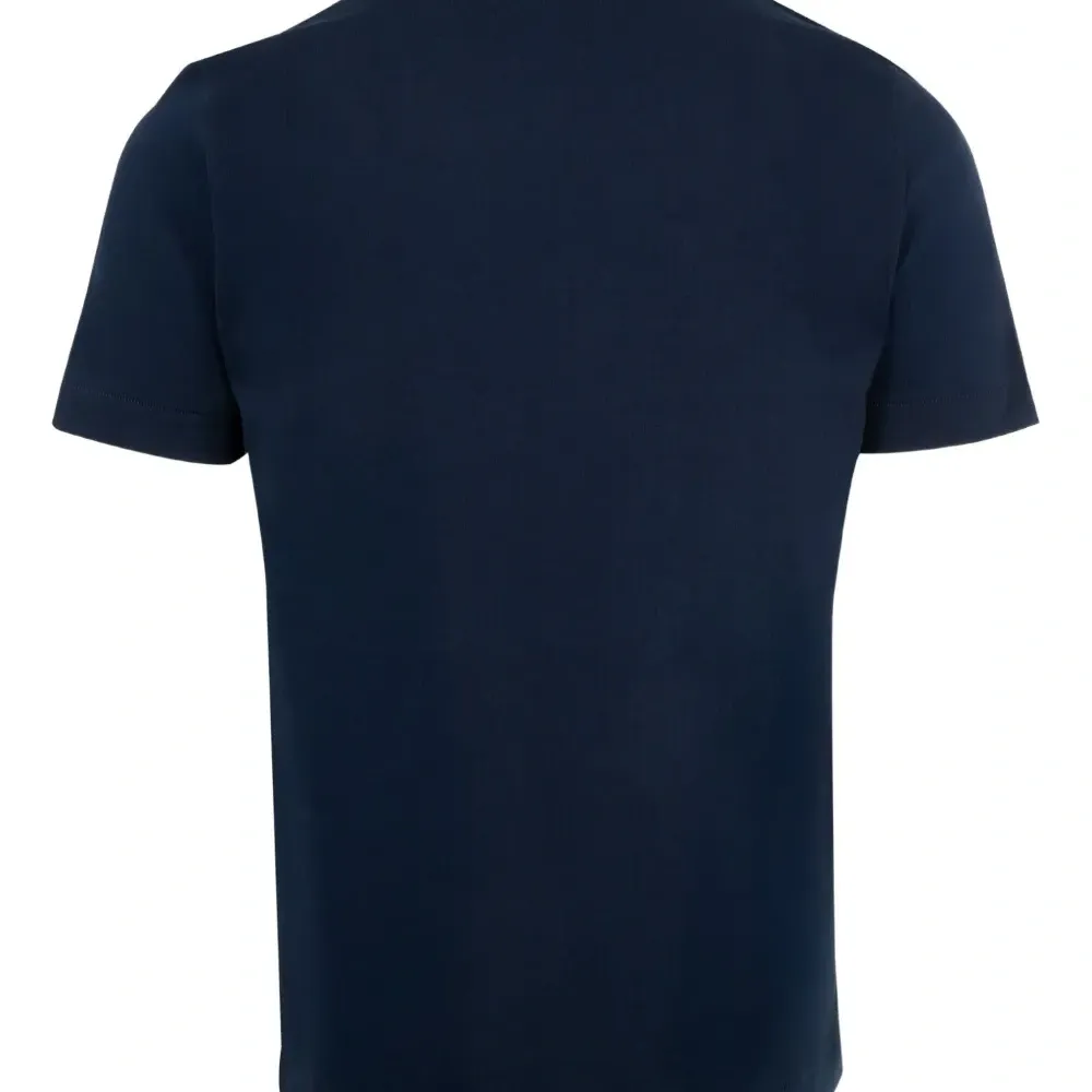 футболка с круглым вырезом футболка с круглым вырезом