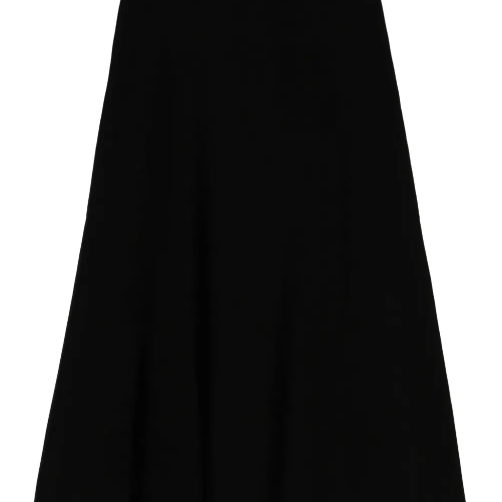 Расклешенная юбка А-силуэта