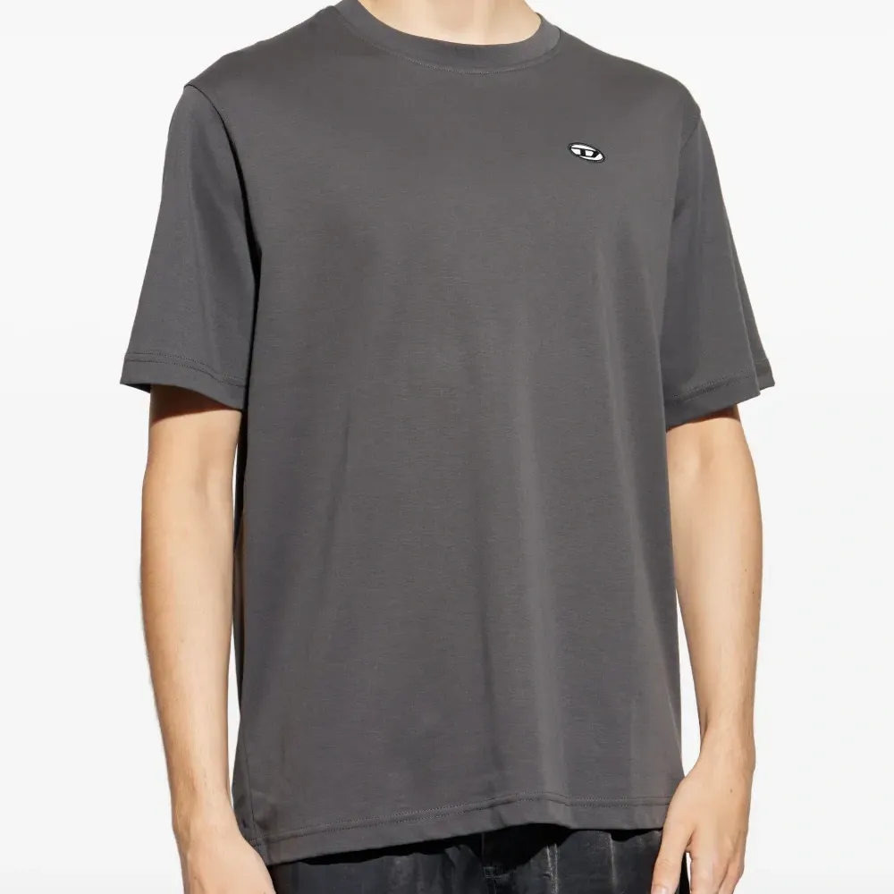 Футболка T-Just-Doval с вышитым логотипом