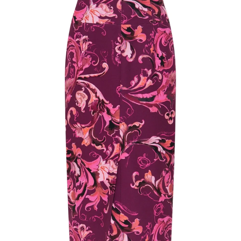 Юбка миди с цветочным принтом Юбка миди с цветочным принтом