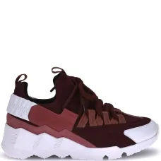 Кроссовки Trek Comet на шнуровке