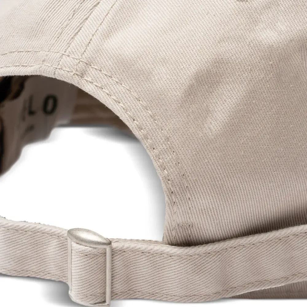 бейсболка с вышивкой