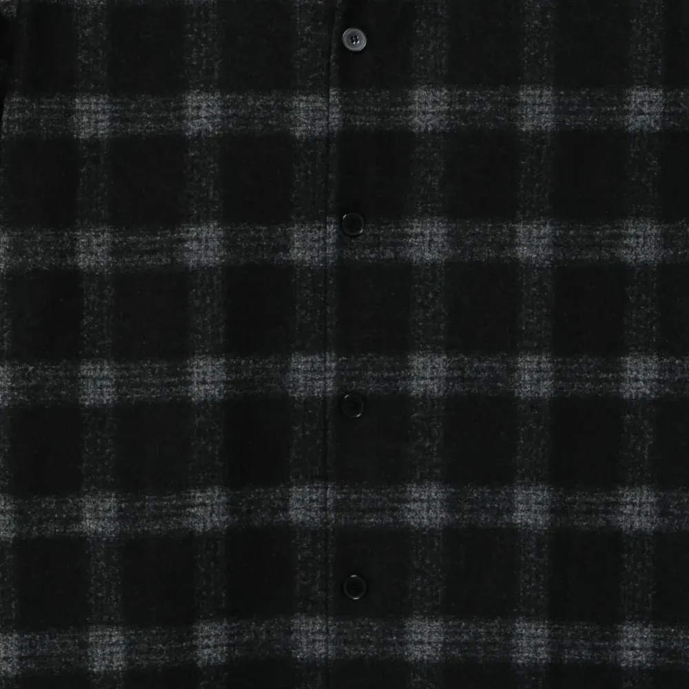 Клетчатая рубашка