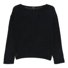 Свитер в рубчик с вырезом-лодочкой