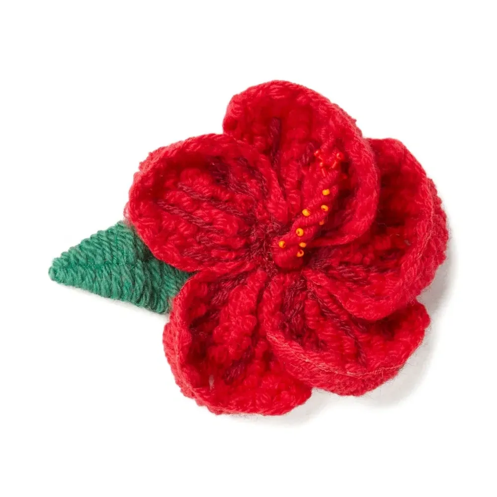 брошь с вышивкой