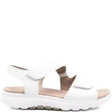 Сандалии с ремешками