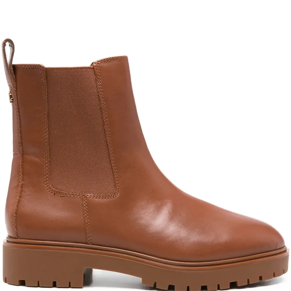 Ботинки с эластичными вставками