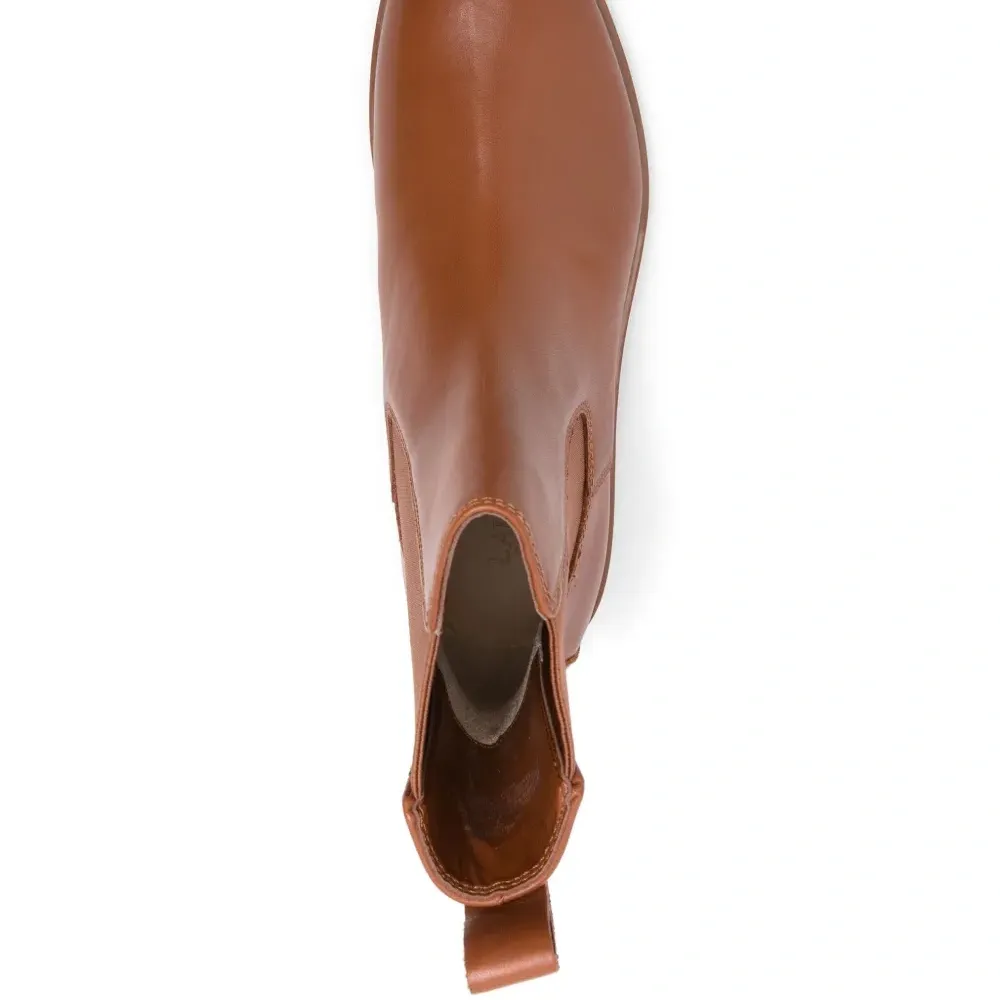 Ботинки с эластичными вставками