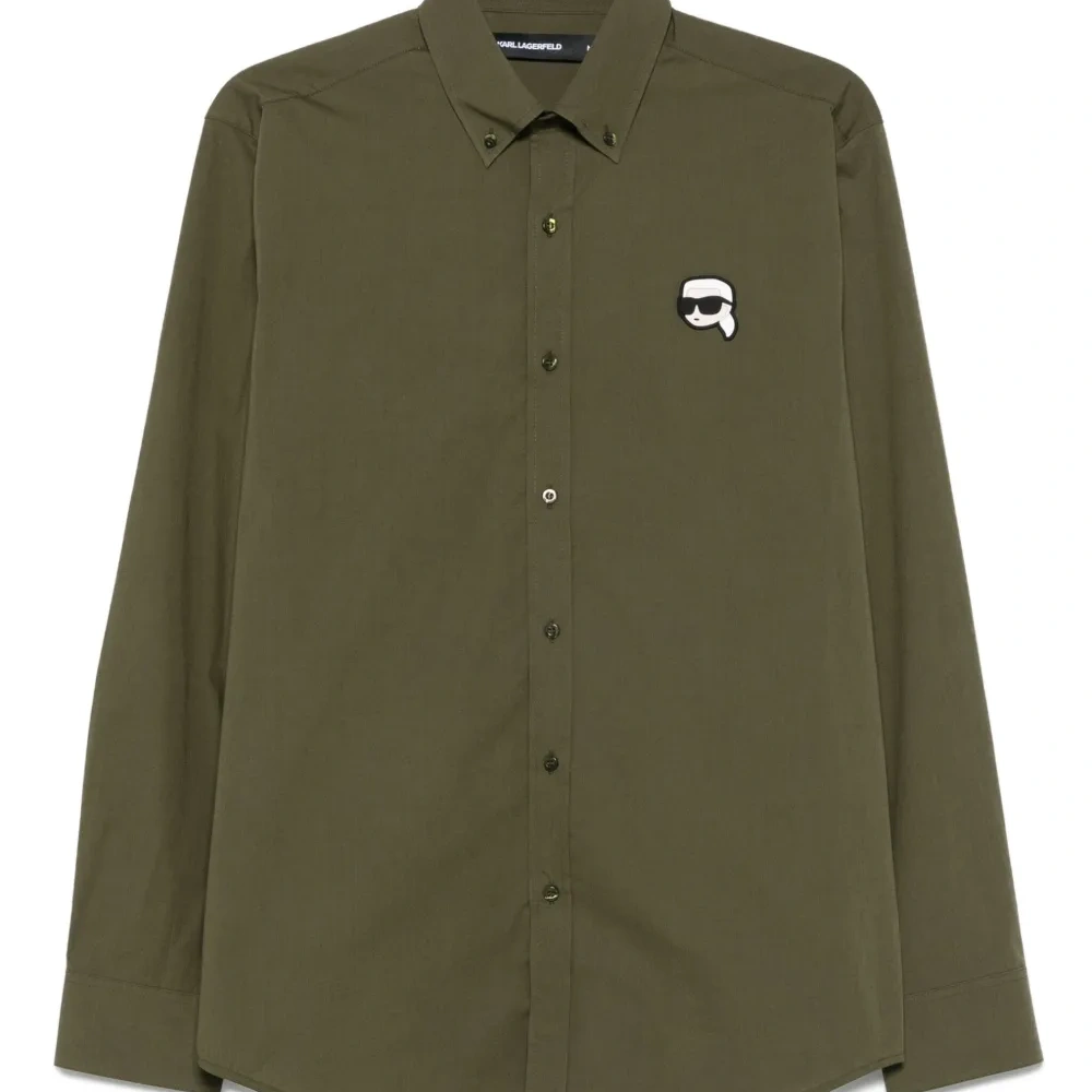 Рубашка с вышитым логотипом