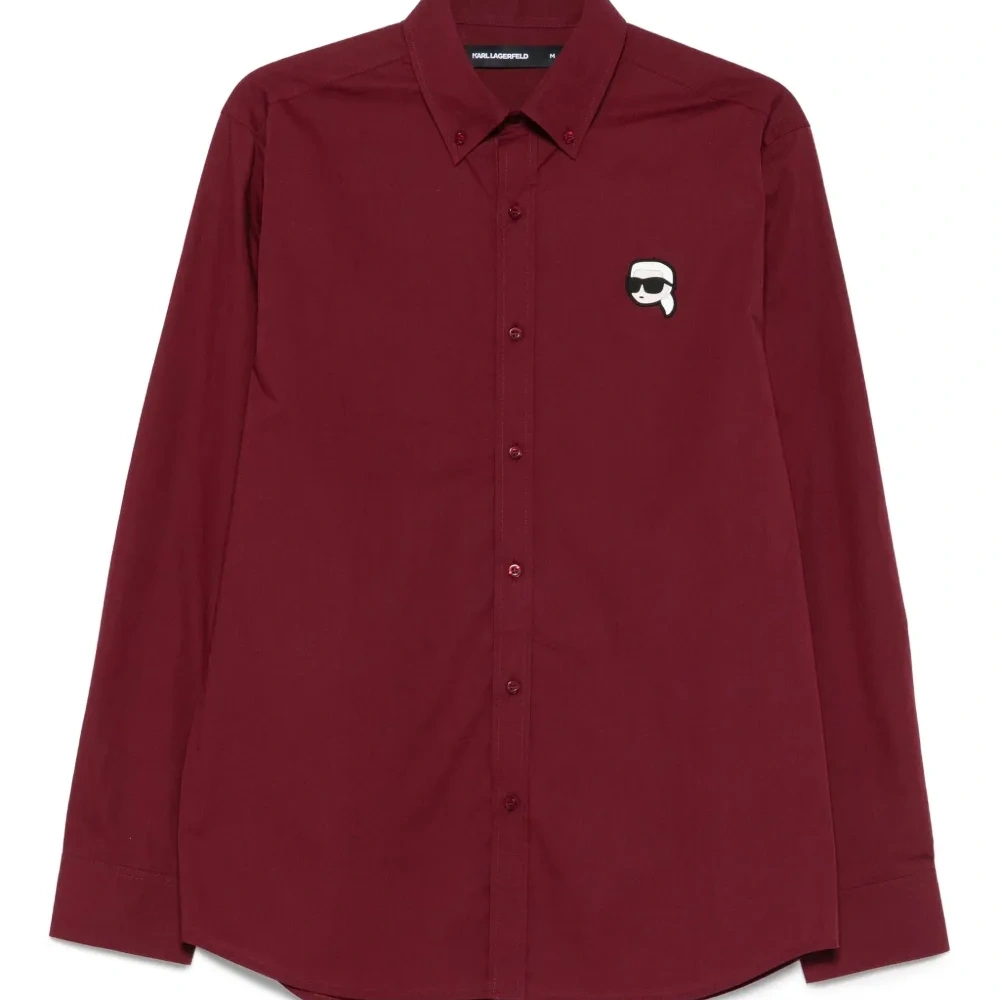 Рубашка с нашивкой-логотипом