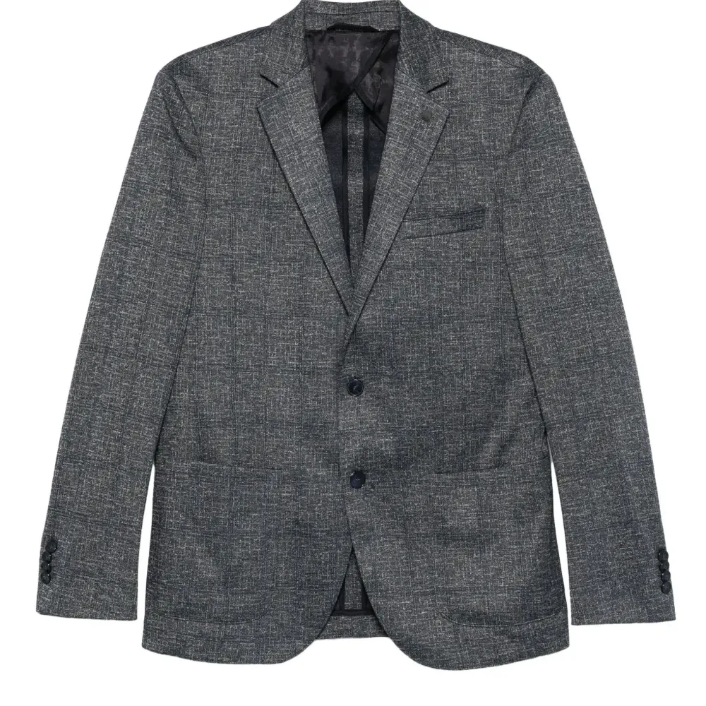 Фактурный пиджак на пуговицах