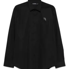 Рубашка с нашивкой-логотипом